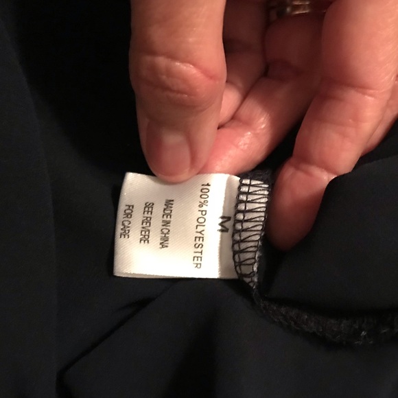 🌺 NWT LOVE CULTURE BATWING TOP - Picture 5 of 6